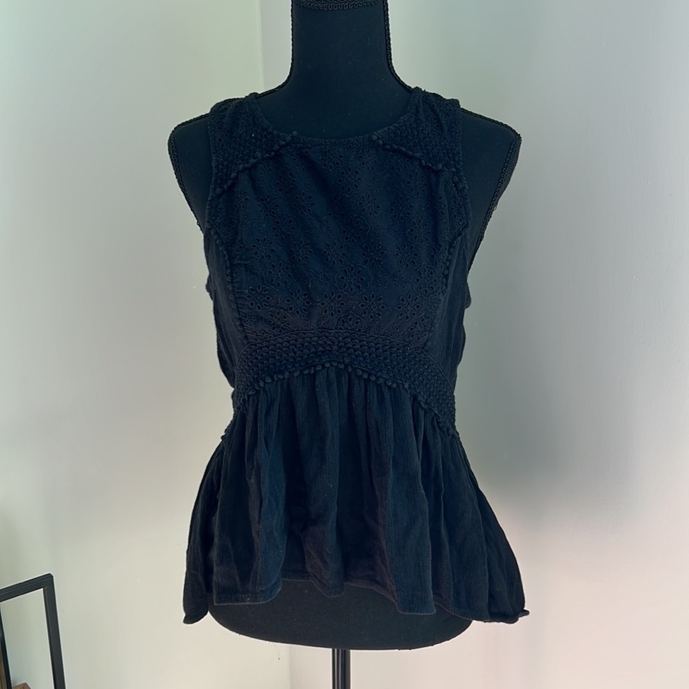 Hollister black top size M